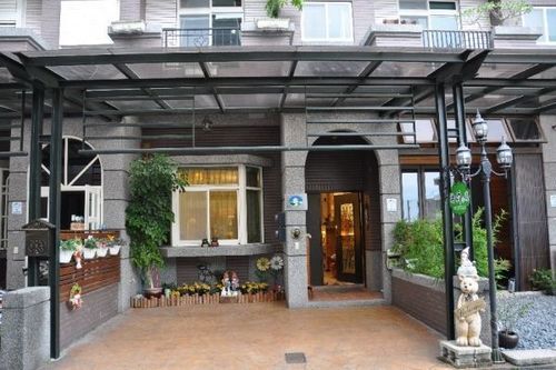 לודונג British Country Inn B&B מראה חיצוני תמונה
